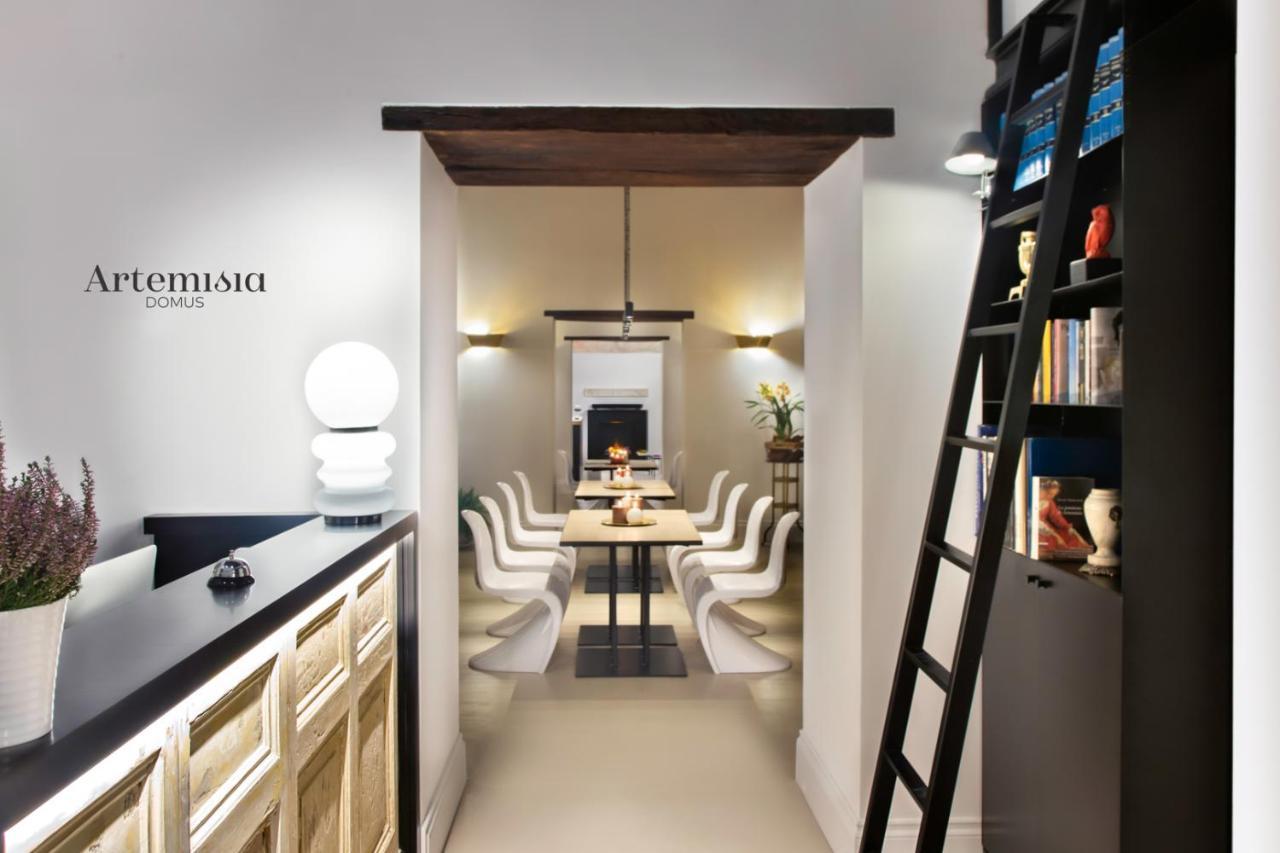 Artemisia Domus - Centro Storico Guest house Naples